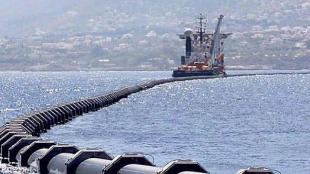 Foto - Dimitris Keridis'ten iyimser açıklama: Denizin altına döşeyeceğiz Türkiye işimize karışmayacak