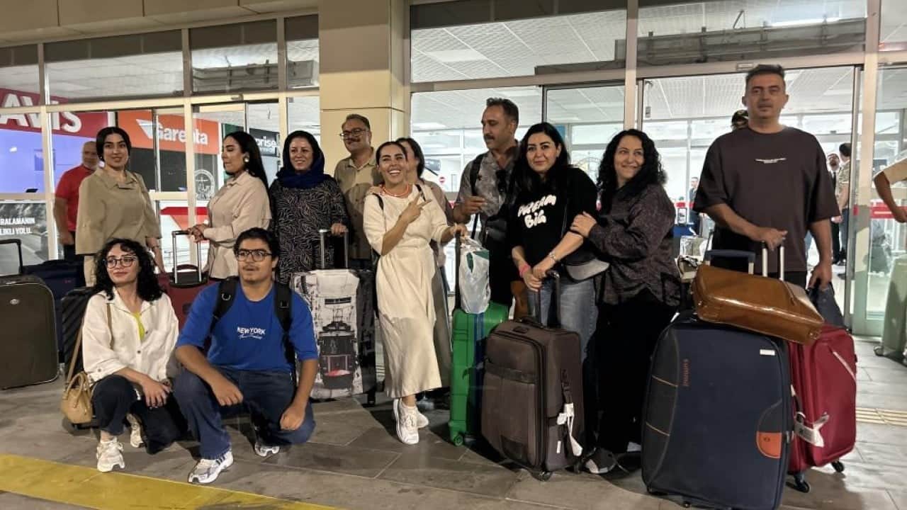 Foto - Direkt uçuşlar başladı İlk İran uçağı Van’a indi