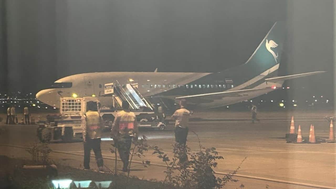 Foto - Direkt uçuşlar başladı İlk İran uçağı Van’a indi