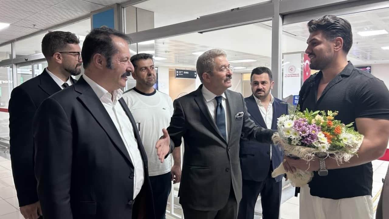 Direkt uçuşlar başladı İlk İran uçağı Van’a indi