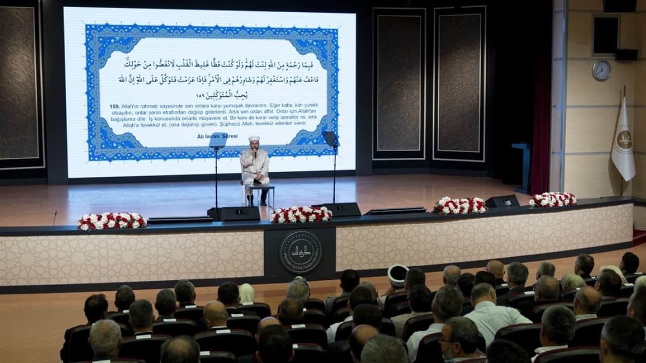 Foto - Diyanet İşleri Başkanı Arpaguş: Peygamber Efendimiz tüm insanlık için ideal bir örnek olmuştur