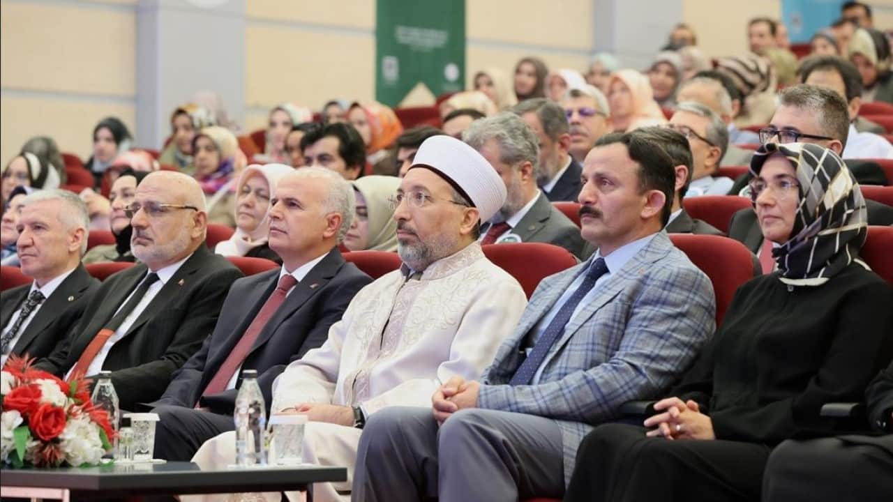 Foto - Diyanet İşleri Başkanı Arpaguş: Peygamber Efendimiz tüm insanlık için ideal bir örnek olmuştur