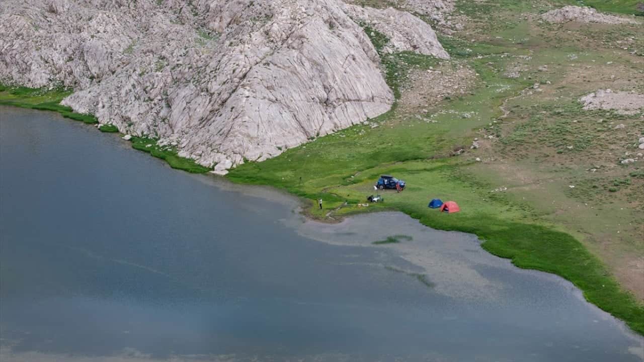 Foto - Doğa tutkunları akın etti 3 bin metre yükseklikte kamp keyfi