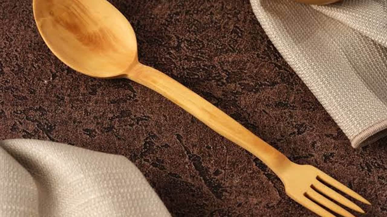 Foto - Doğal şifa: Zeytin ağacından Sivas el yapımı mama kaşıkları bebeklere iyi geliyor... Yurt dışından talep yağıyor!