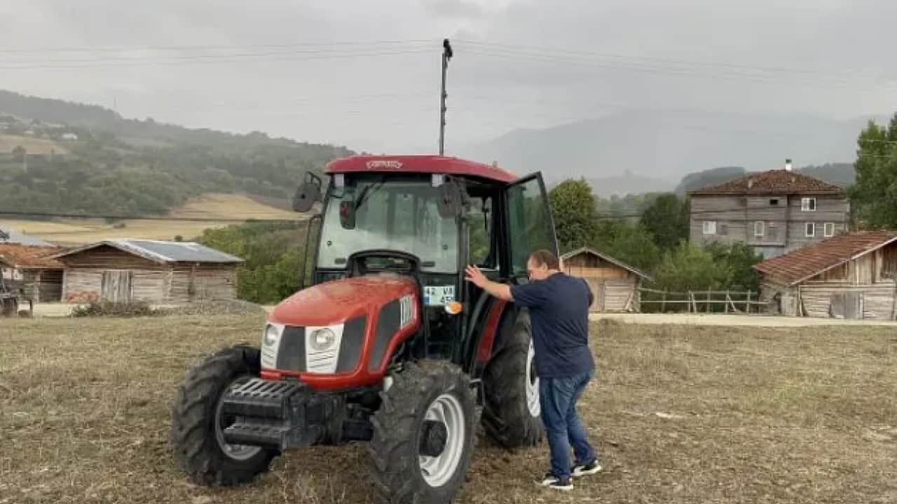 Foto - Doğuştan görme engelli çiftçinin azmi takdir topluyor!