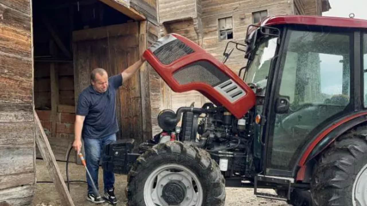 Doğuştan görme engelli çiftçinin azmi takdir topluyor!