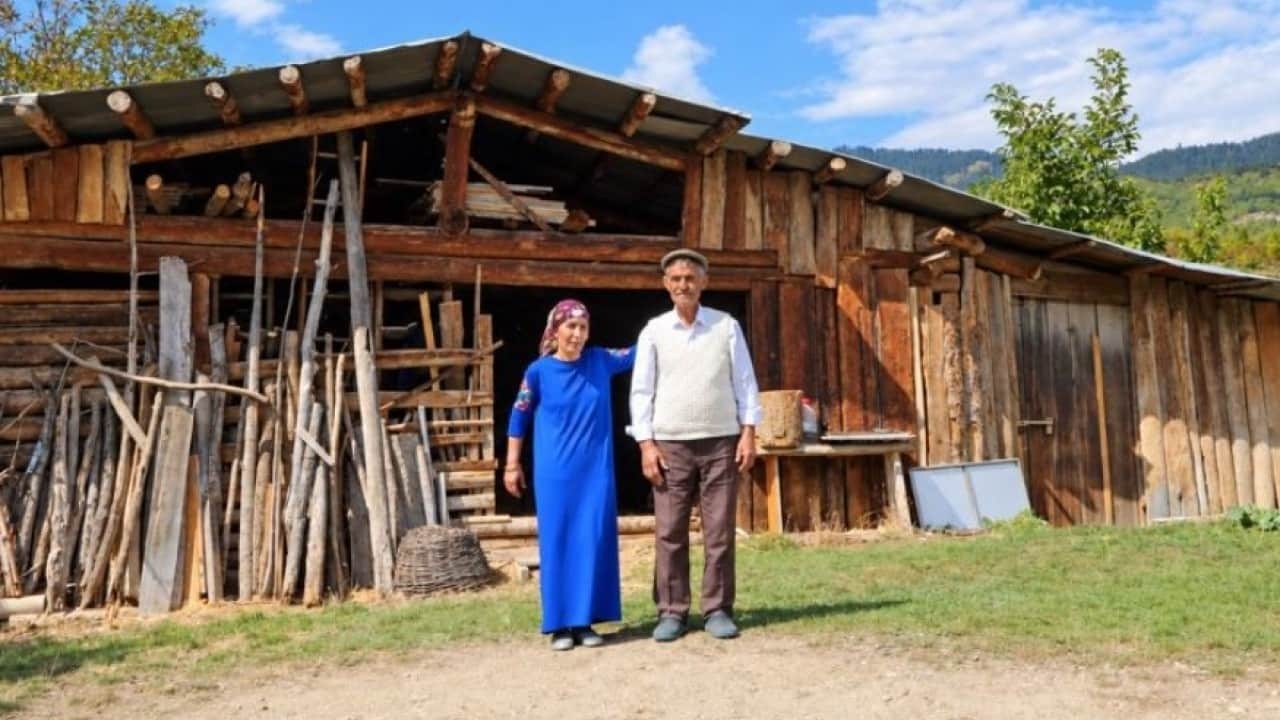 Foto - Doğuştan görme engelli kardeşler örnek oldu! Hayatı birlikte omuzladılar