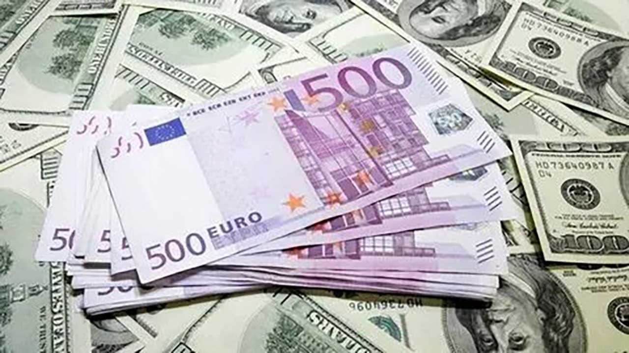Foto - Dolar karşısında eriyor! Avro tepetaklak oldu