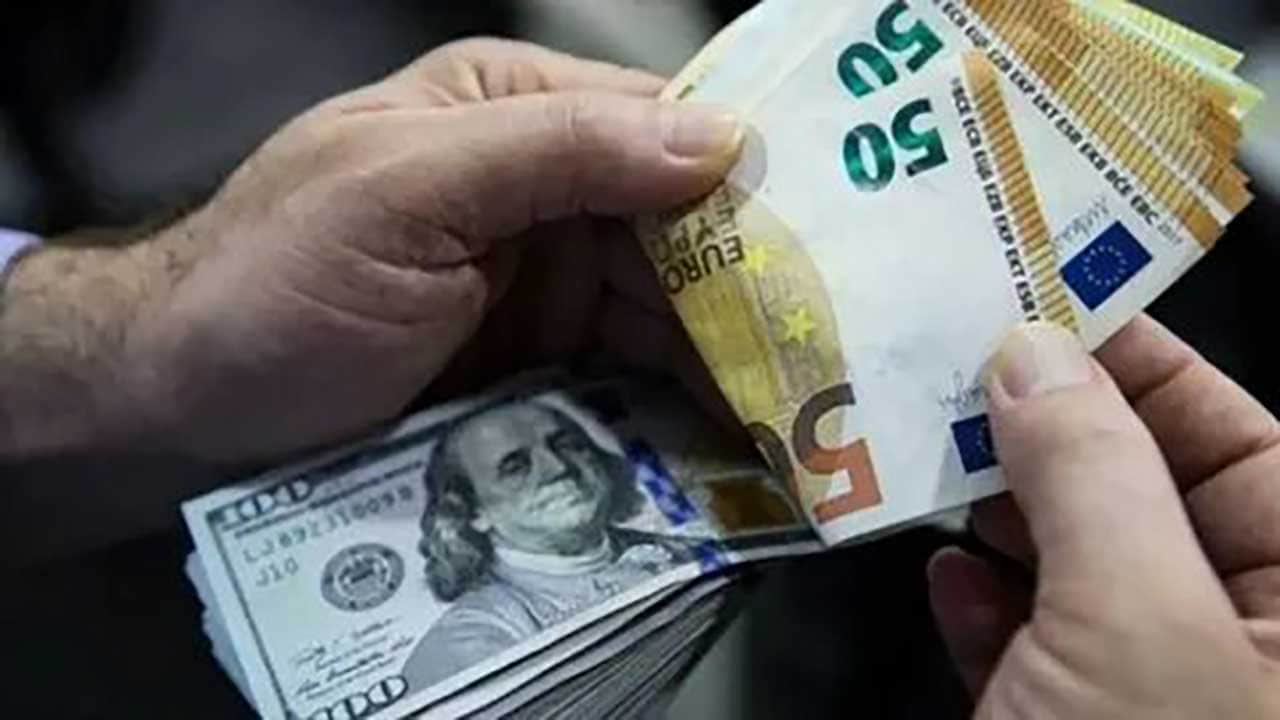 Foto - Dolar karşısında eriyor! Avro tepetaklak oldu