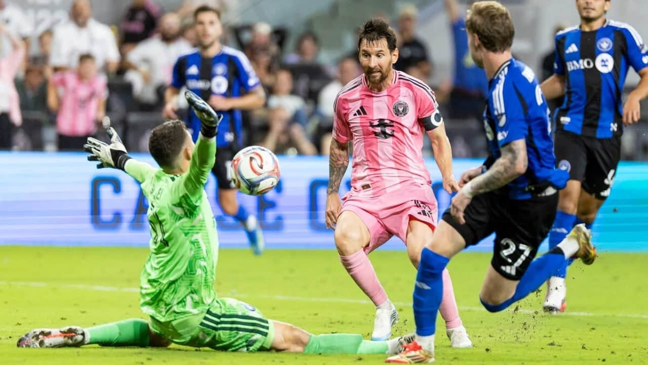Dört dörtlük Messi! 39 yaşındaki yıldız 4 gol birden attı