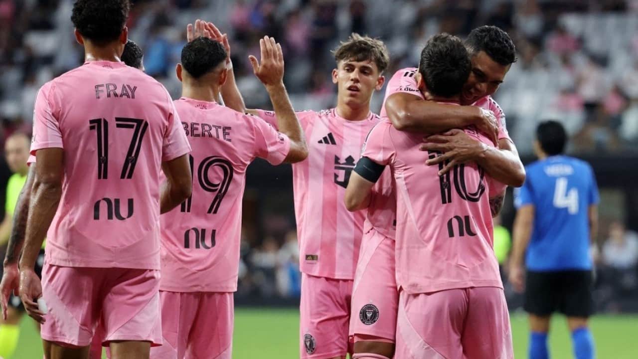 Foto - Dört dörtlük Messi! 39 yaşındaki yıldız 4 gol birden attı 