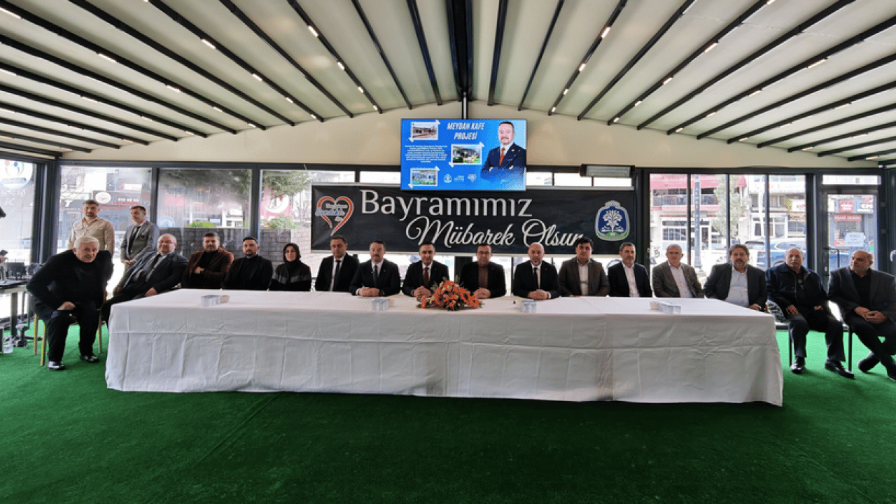 Foto - Dr. Hasan Arslan ilçe bayramlaşmalarında teşkilatlarla buluştu