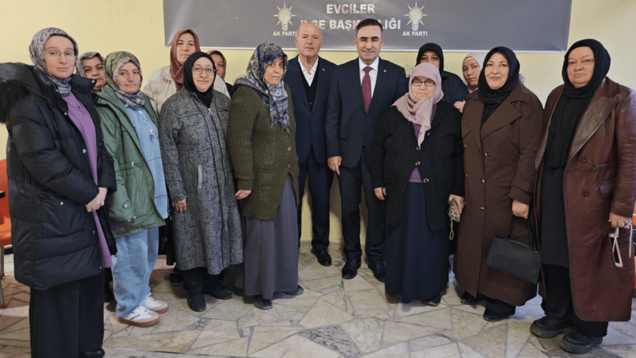 Foto - Dr. Hasan Arslan ilçe bayramlaşmalarında teşkilatlarla buluştu
