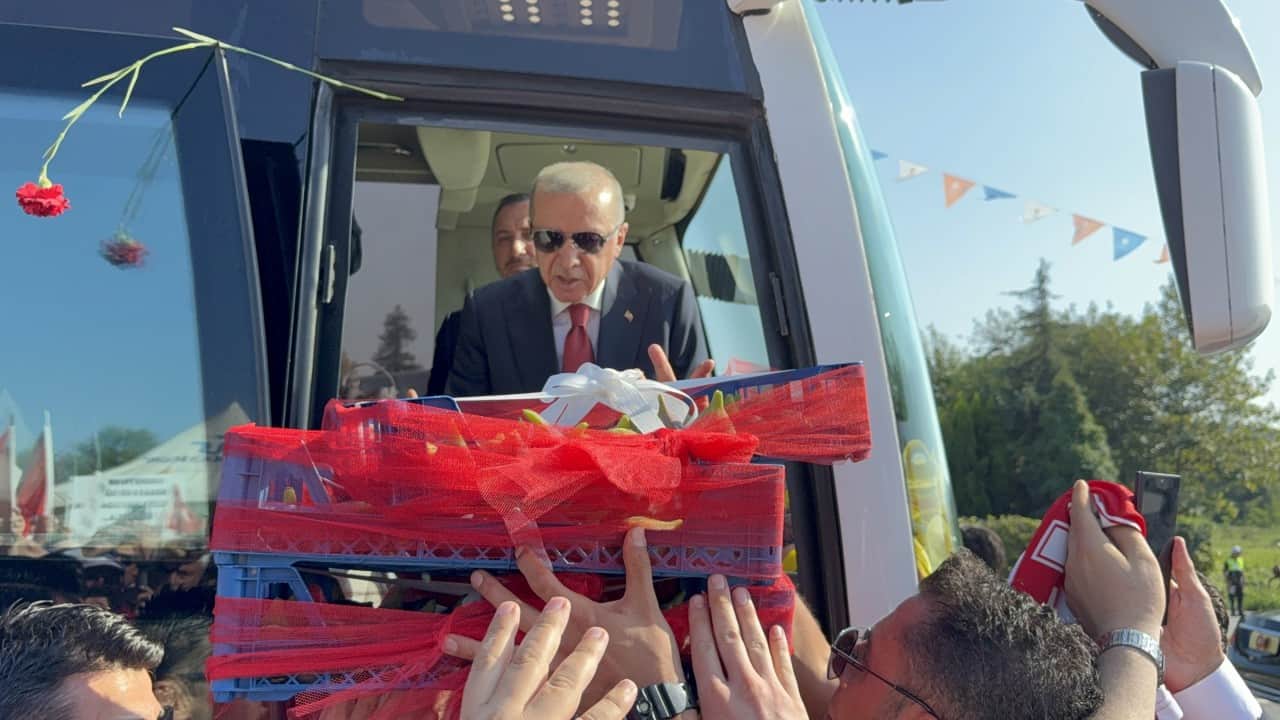 Foto - Düğün salonundan önce Erdoğan’a koştular! Genç çifte sürpriz davet