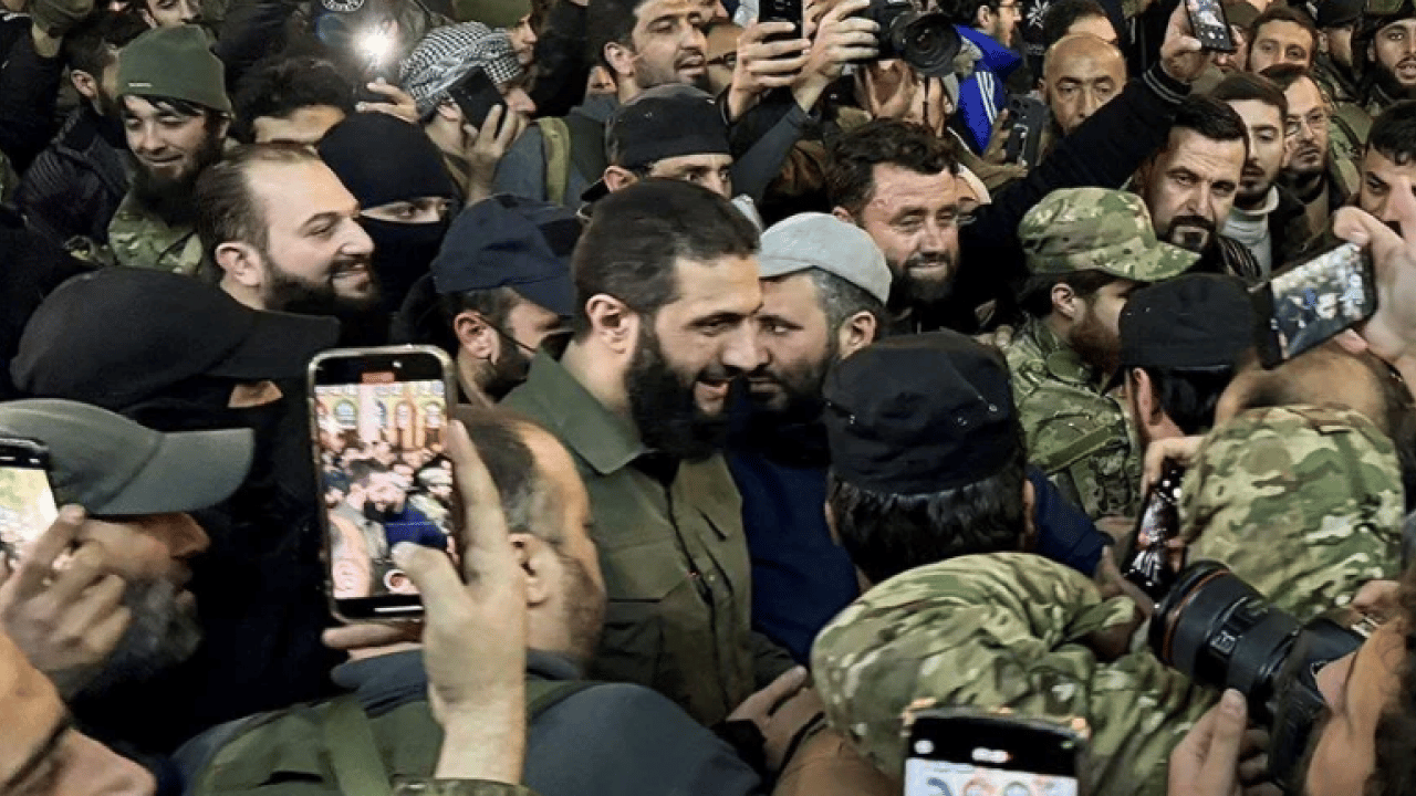 Foto - Dün gece savaş çıktı! Şara hükümeti Fransızlara operasyon başlattı