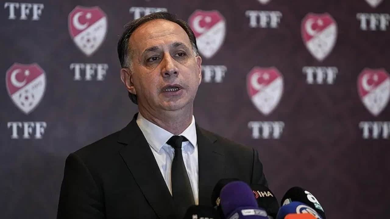 Foto - Dünya, ‘Hakem dosyası’nı konuşuyor! Ferhat Gündoğdu manşetlerde