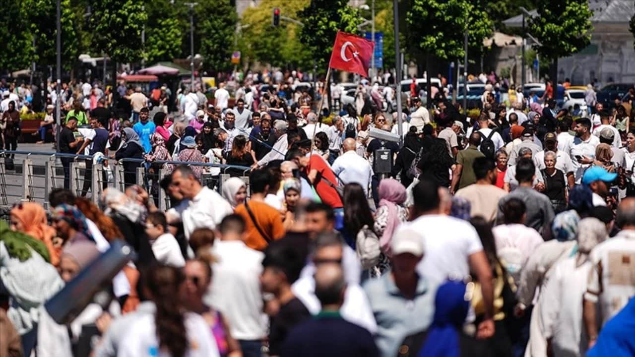 Foto - Dünya tarihinde bir ilk yaşandı! Nüfusta kırılma anı