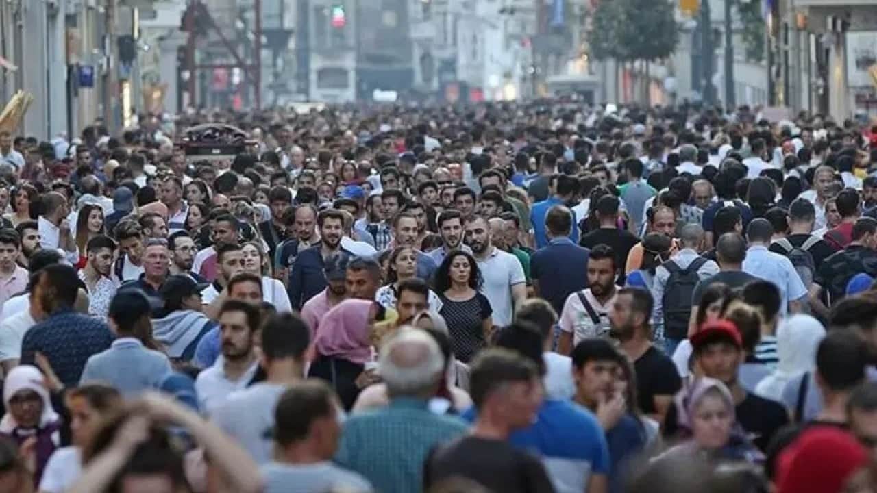 Foto - Dünya tarihinde bir ilk yaşandı! Nüfusta kırılma anı