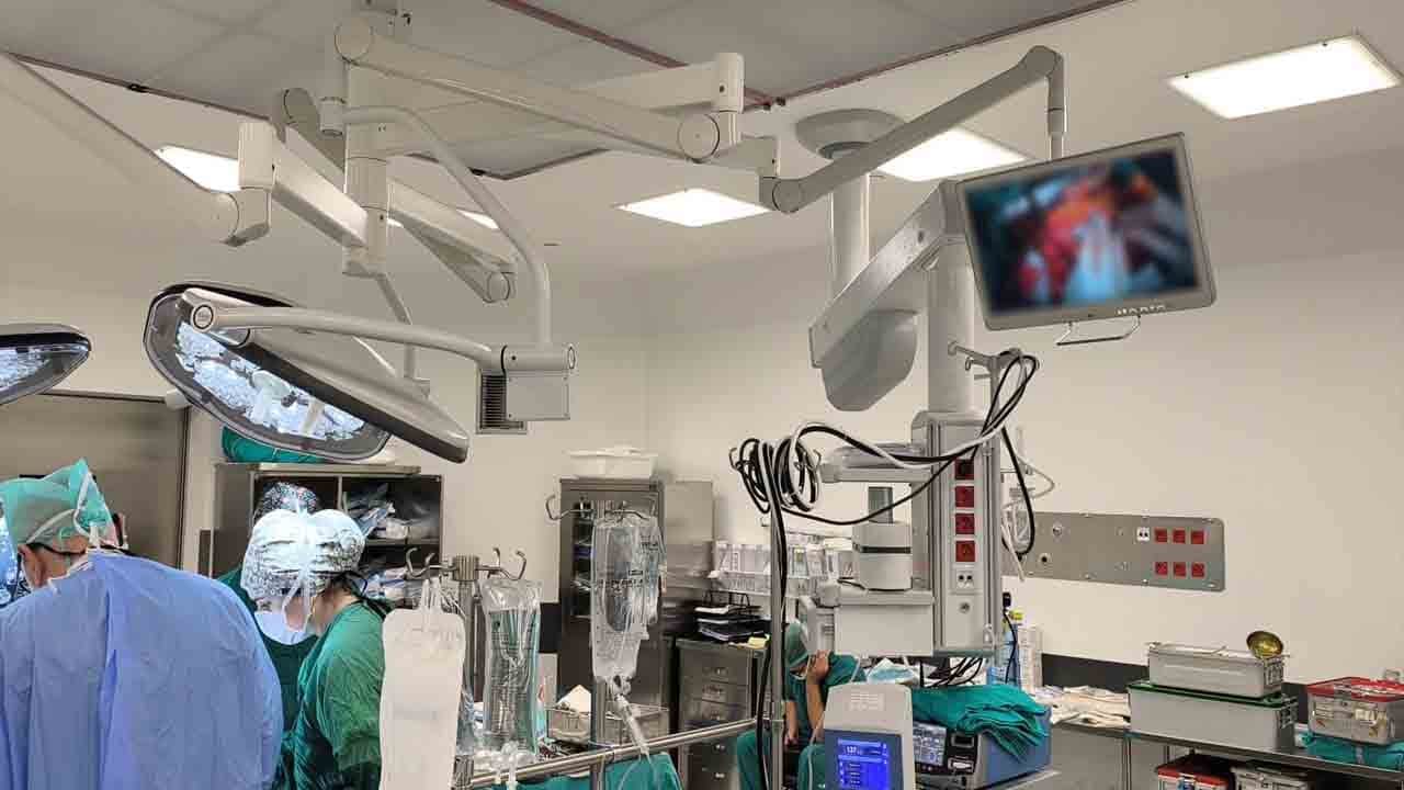 Foto - Dünyada bir ilk: ALS hastasına aynı seansta çifte kalp kapağı nakli