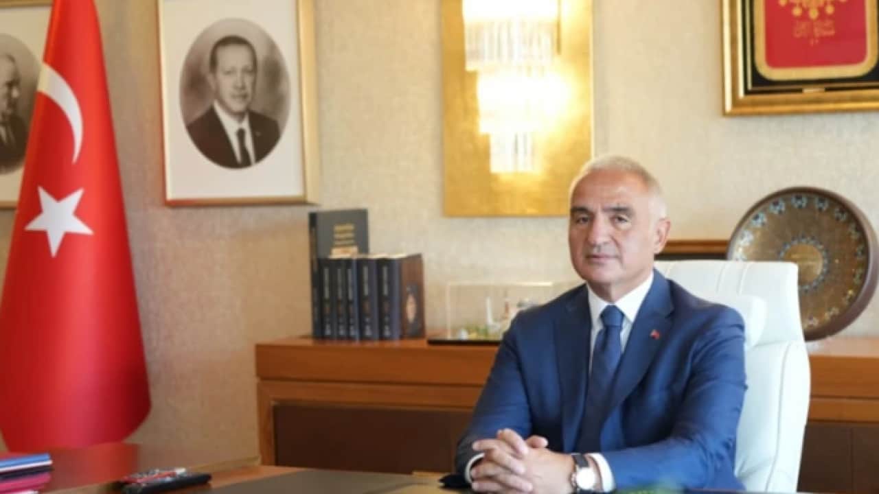Foto - Dünyanın en eski yemek takımı bulundu: Tam 2 bin 100 yıllık batıktan çıktı!