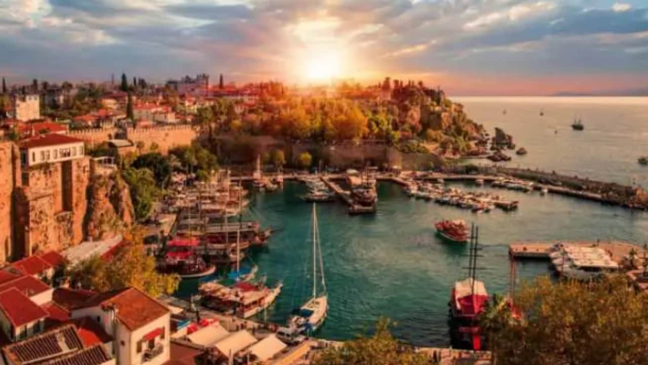 Foto - Dünyanın en güvenli şehirleri açıklandı! Türkiye'den iki il listeye girdi!
