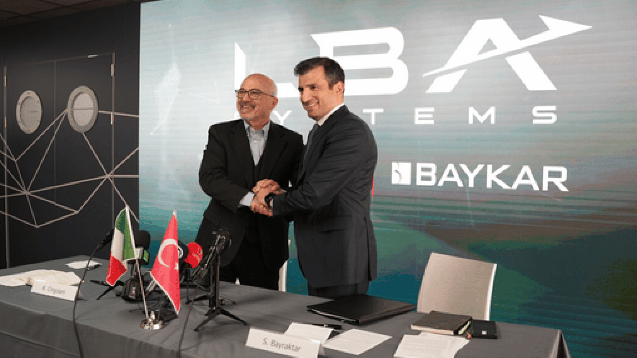 Foto - Dünyanın gözü orada olacak: Baykar ve Leonardo'dan Stratejik İş Birliği: KIZILELMA Farnborough'da...