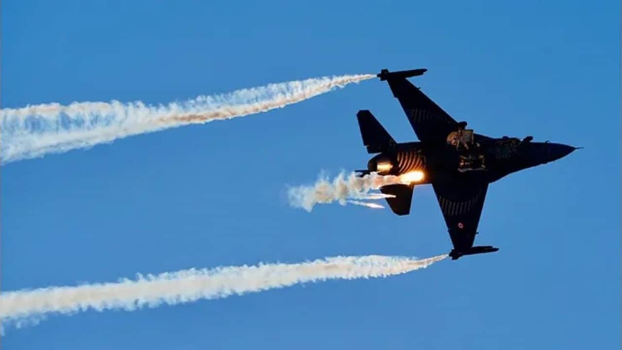 Foto - Dünyaya duyurdular: Türk F-16'larıyla gurur duyuyoruz