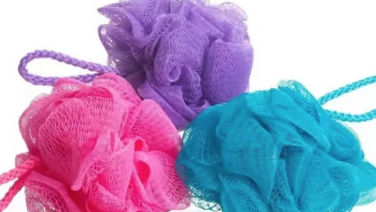 Foto - Duş lifleri tehlike saçabilir mi? Bakteri ve mantar üremesi tehdidi...