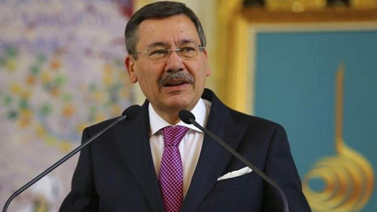 Foto - Duyan, şaştı kaldı! Melih Gökçek’ten herkesi ters köşe yapacak Mansur Yavaş hamlesi