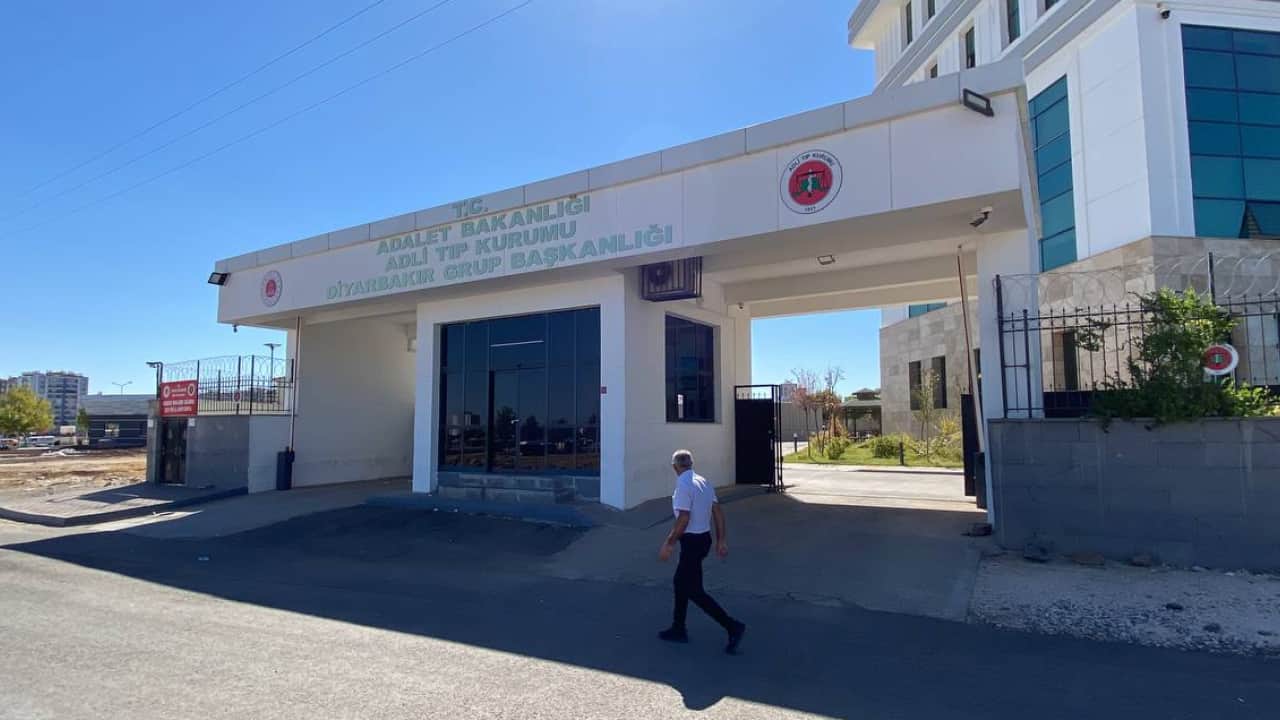 Foto - Eğlenmek için geldiler, kan akıttılar! Diyarbakır’da silahlı kavga: 2 ölü, 6 yaralı