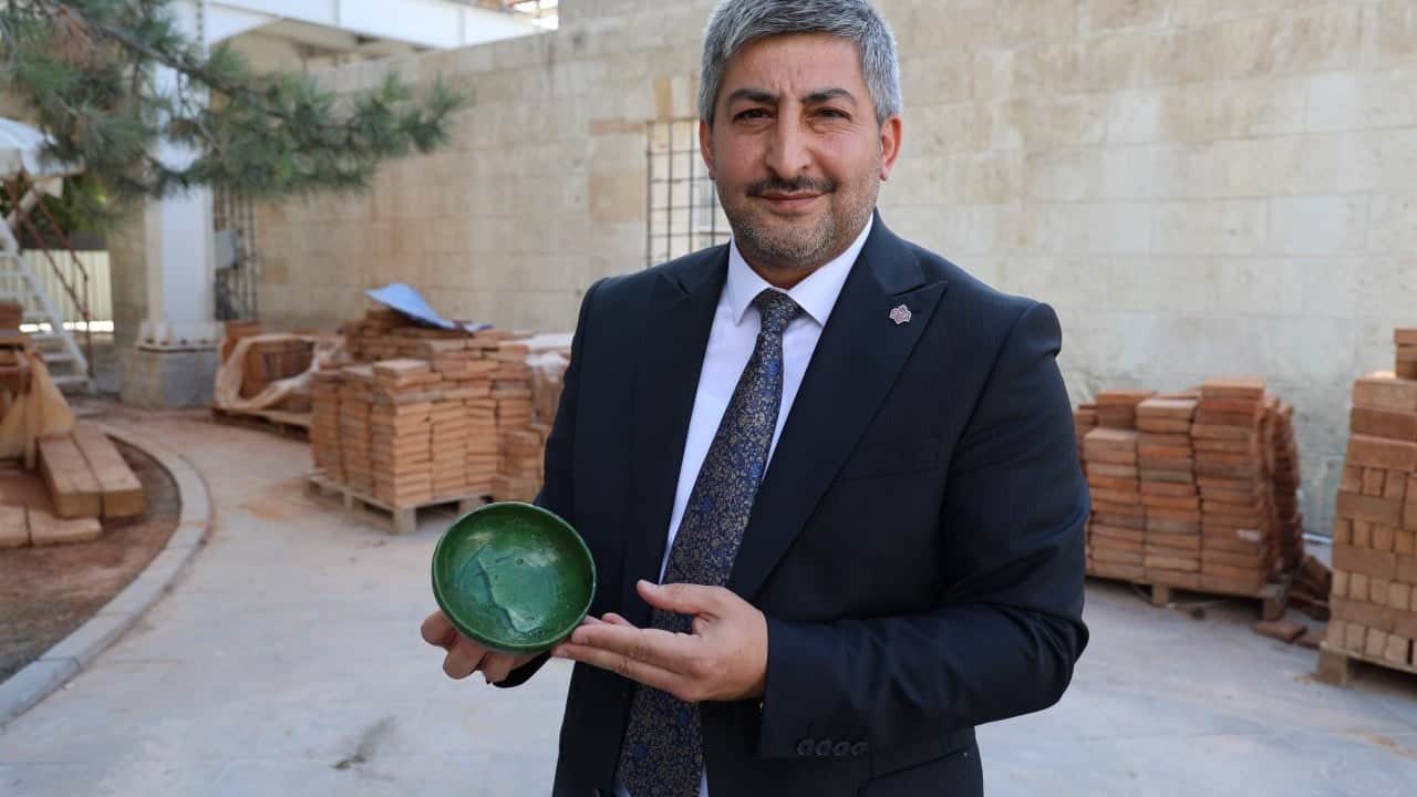 Foto - Eğri minareli camideki sıra dışı gizemli çanakların sırrı çözüldü: Çok konuşulan sırra bakın neymiş