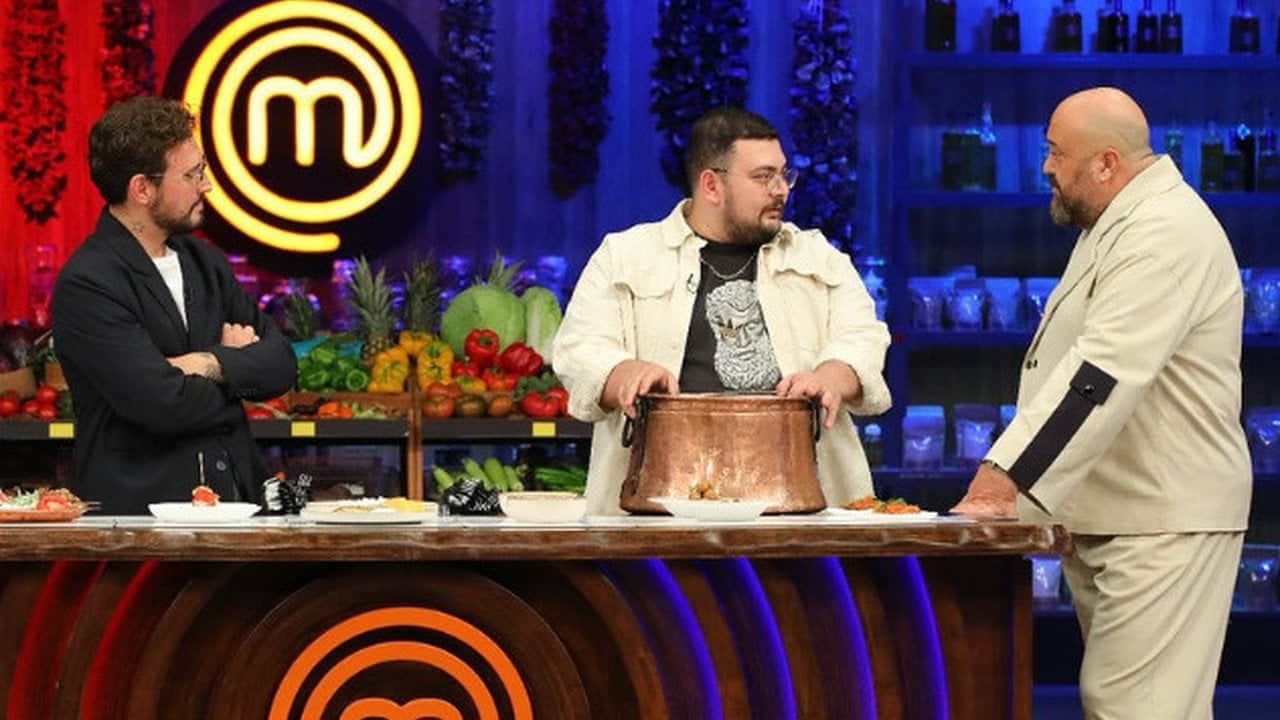 Ekranlardan siyaset sahnesine transfer oldu! MasterChef Eray, o partiye resmen katıldı