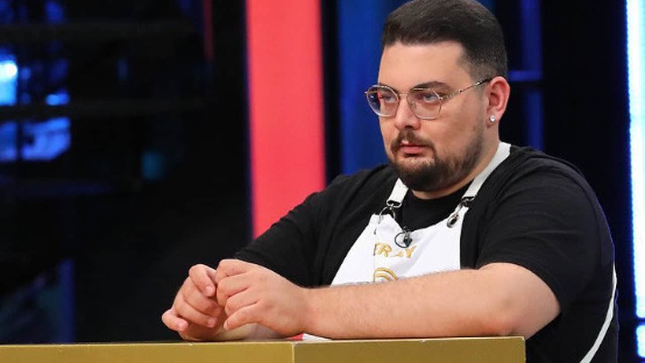 Foto - Ekranlardan siyaset sahnesine transfer oldu! MasterChef Eray, o partiye resmen katıldı