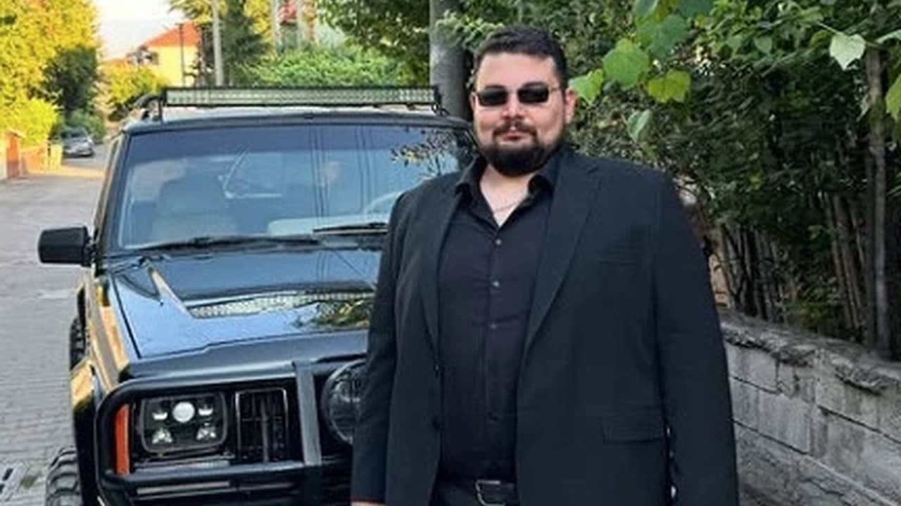 Foto - Ekranlardan siyaset sahnesine transfer oldu! MasterChef Eray, o partiye resmen katıldı