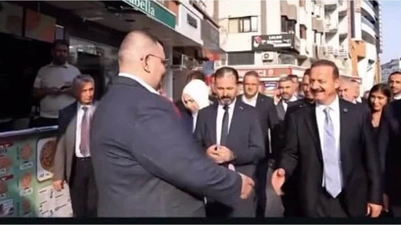 Foto - Ekranlardan siyaset sahnesine transfer oldu! MasterChef Eray, o partiye resmen katıldı