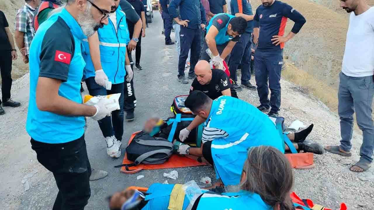 Elazığ’da işçi minibüsü uçuruma yuvarlandı: 5'i ağır 13 yaralı!