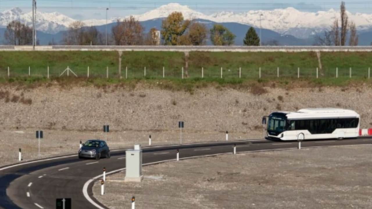 Foto - Elektrikli araçlar için yeni sistem geliyor: Artık yolda durmanıza gerek kalmayacak!
