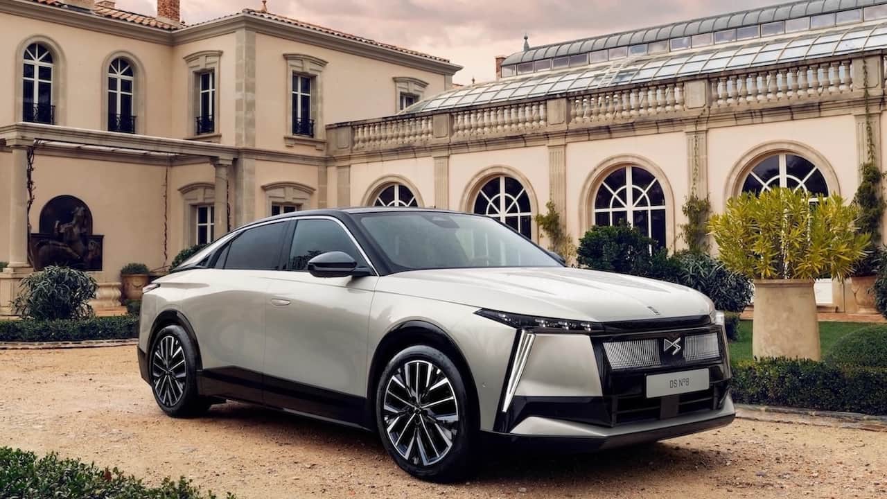 Foto - Elektrikli otomobilde yeni sayfa açıldı! DS N°8 Türkiye’ye 710 kilometrelik menzille geldi! 