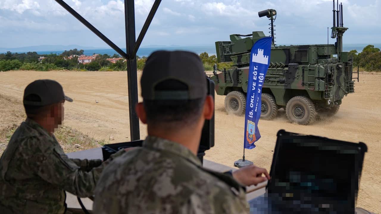 Foto - Elektromanyetik dalgalar yayarak hedefi etkisiz hale getiriyor! İlk kez EFES Tatbikatı'nda tanıtıldı