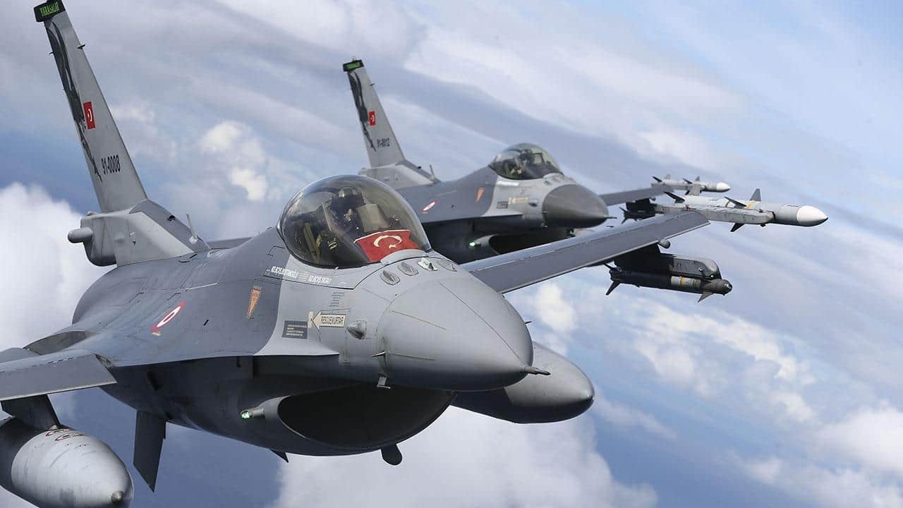 Foto - Eller tetikte! Türk jetleri sınırda resmen alarm durumuna geçti