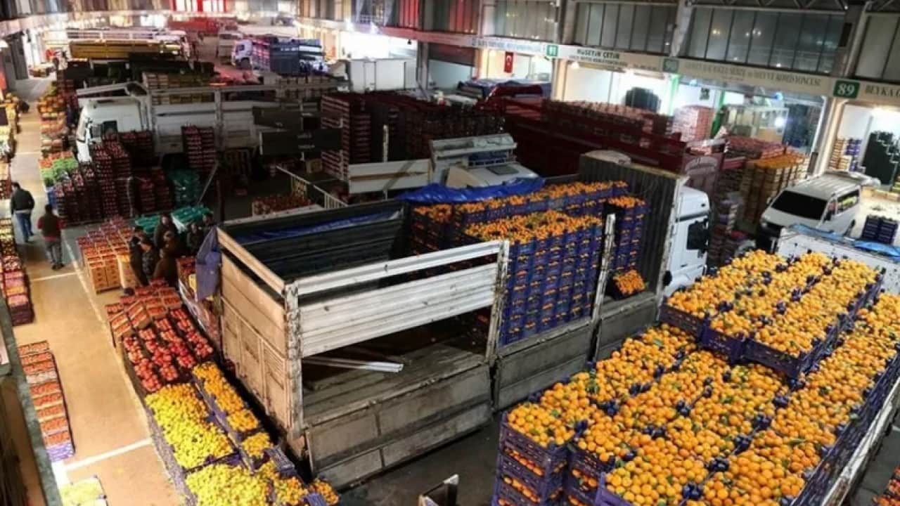 Foto - Emek hırsızları iş başında: Komisyoncu Çetesi çiftçinin alın terine çöktü!