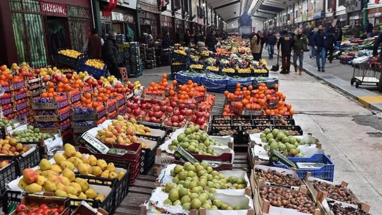 Foto - Emek hırsızları iş başında: Komisyoncu Çetesi çiftçinin alın terine çöktü!