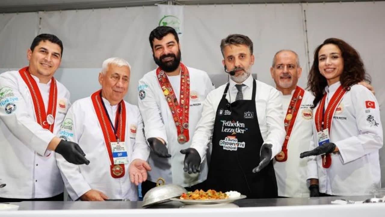 Foto - Emek veren ustalar şimdi de dünya sahnesinde: 'Fetheden Lezzetler' ile yakın temas kurdular