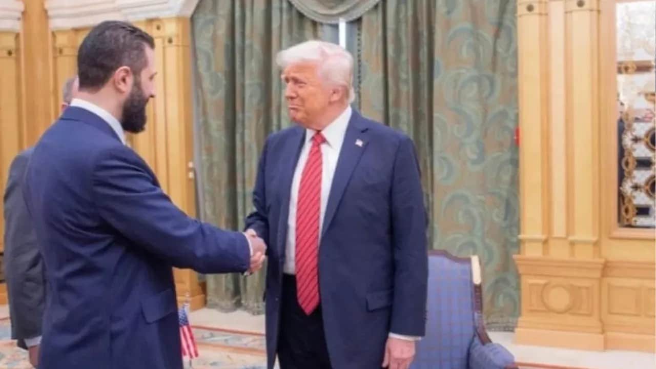 Foto - Emekli istihbaraçıdan Ahmed El Şara'ya Türkiye uyarısı: Dananın kuyruğu bugün kopacak