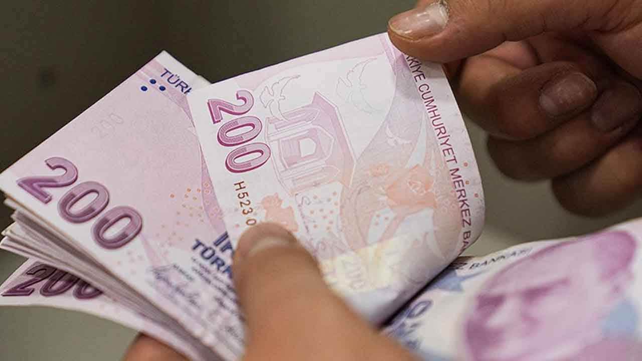 Foto - 'Emeklilere iki kötü haberim var' dedi: En düşük emekli maaşının kaç para olacağını açıkladı