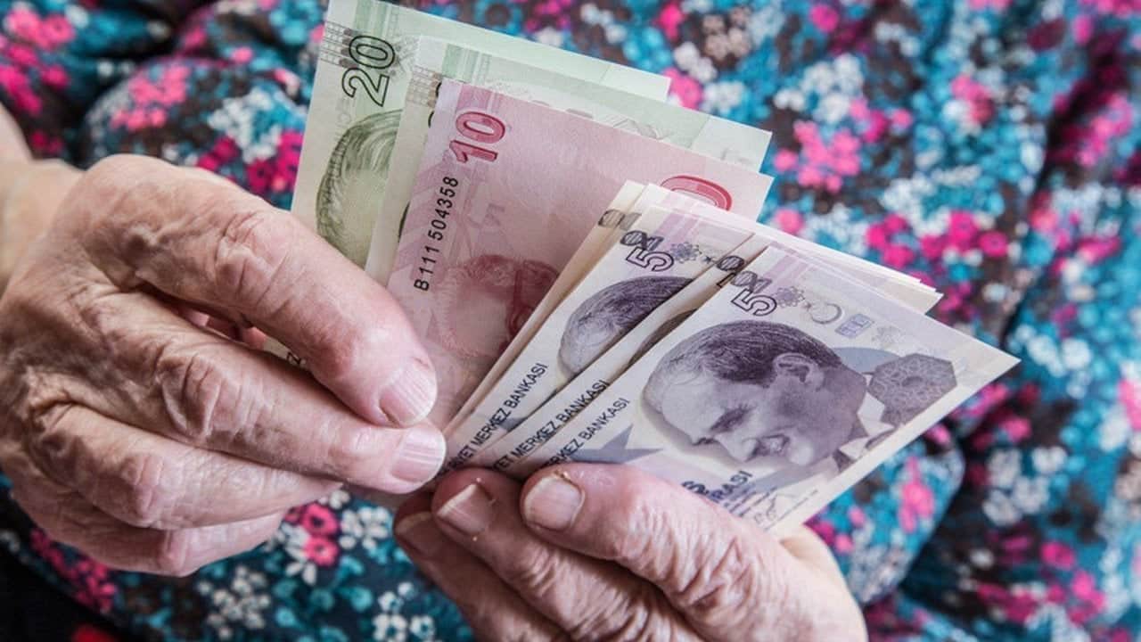 Foto - Emeklilik hesabı yapanlar dikkat! 60 değil, 65 yaşını bekleyecekler