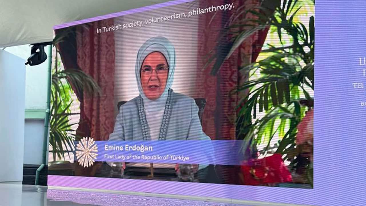 Foto - Emine Erdoğan, dünya liderlerinin eşlerine hitap etti: İnsan insanın yurdudur