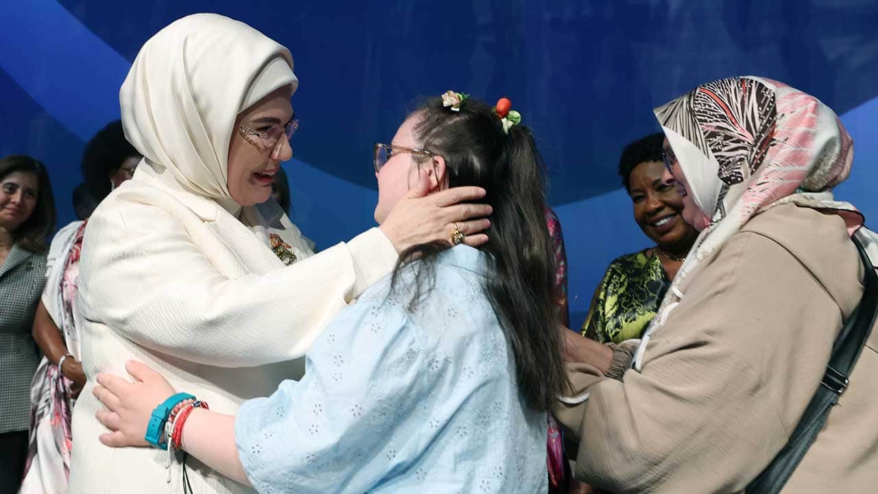 Foto - Emine Erdoğan'dan Sıfır Atık Forumu mesajı: İnsanlık ailesinin tarihi buluşması