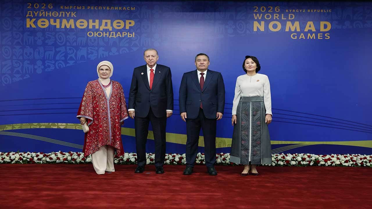 Foto - Emine Erdoğan'dan Bişkek'te gururlandıran temaslar! Dünya Göçebe Oyunları'na damga vurdu!