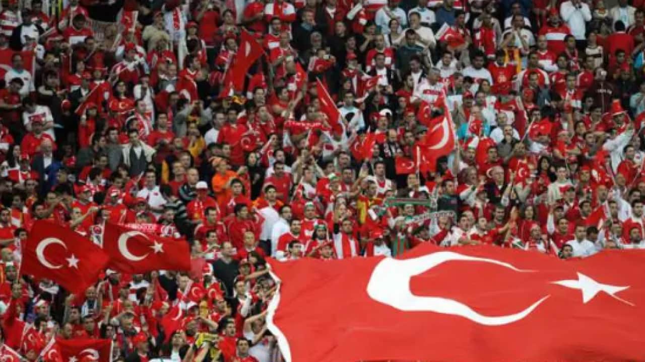 Foto - En çılgın taraftarların olduğu ülkeler belli oldu! Bakın Türkiye kaçıncı sırada?